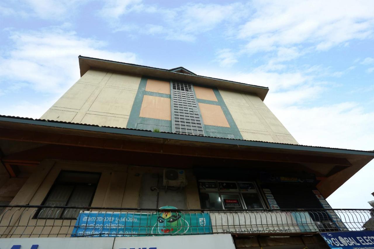 Oyo 15190 Select Residency Hotel Calecute Exterior foto