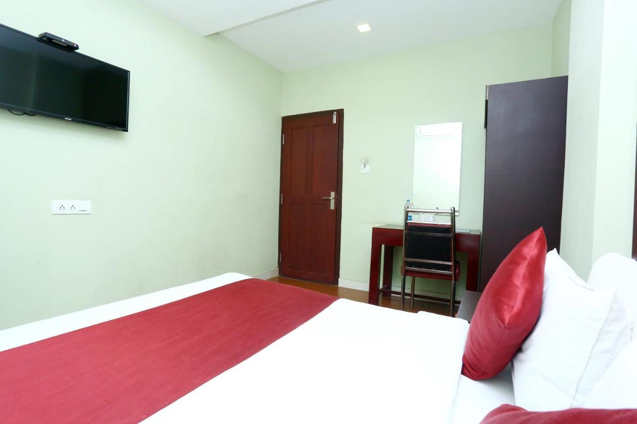 Oyo 15190 Select Residency Hotel Calecute Exterior foto
