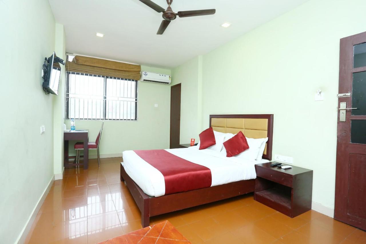 Oyo 15190 Select Residency Hotel Calecute Exterior foto